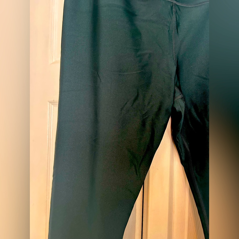 Athleta green leggings